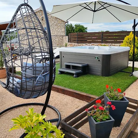 Holiday home Juli With Jacuzzi Sibenik