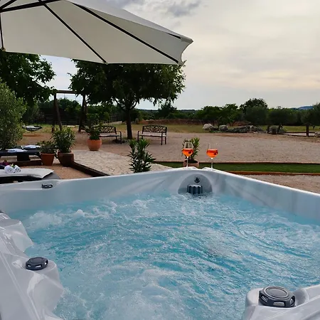 Juli With Jacuzzi * Sibenik
