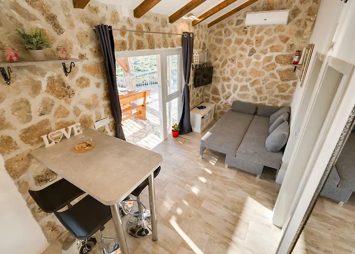 別荘 Holiday Home Villa Juli *